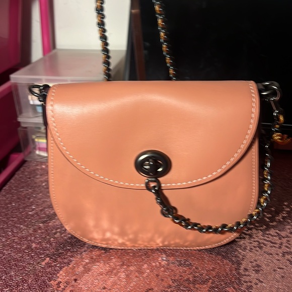 Coach - Picture 2 of 11